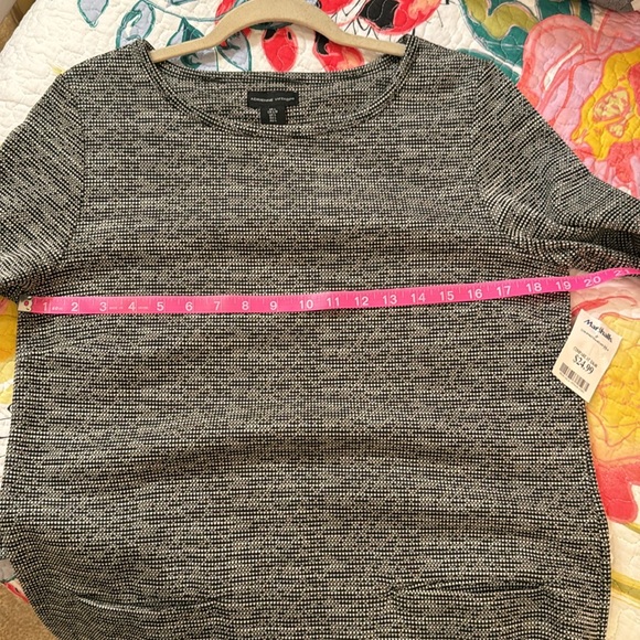 NWT Knee-length black birdseye knit dress with front pockets - Picture 7 of 8